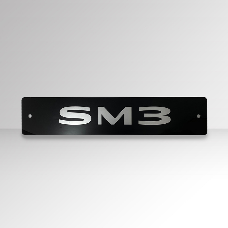 르노코리아자동차 SM3 에스엠3 네임플레이트 전시차번호판